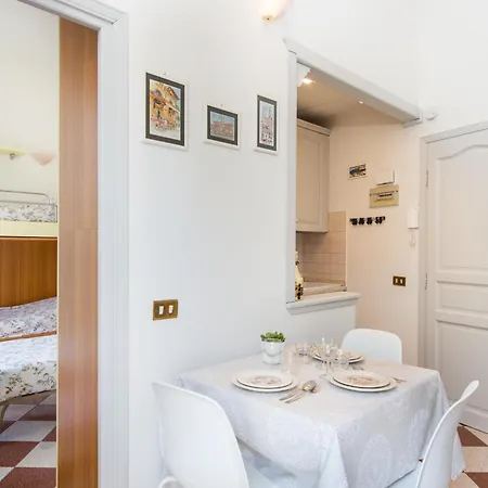 Marne Iv - Superbe Deux Pieces - Carre D'or - Parking Апартаменты