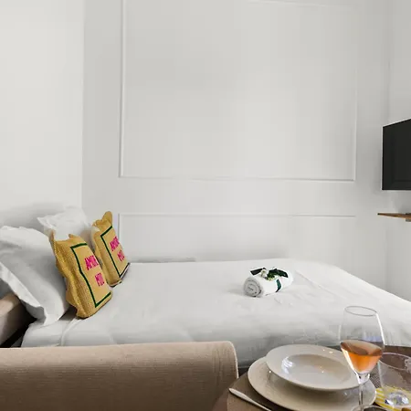 Marne Iv - Superbe Deux Pieces - Carre D'or - Parking Apartment *